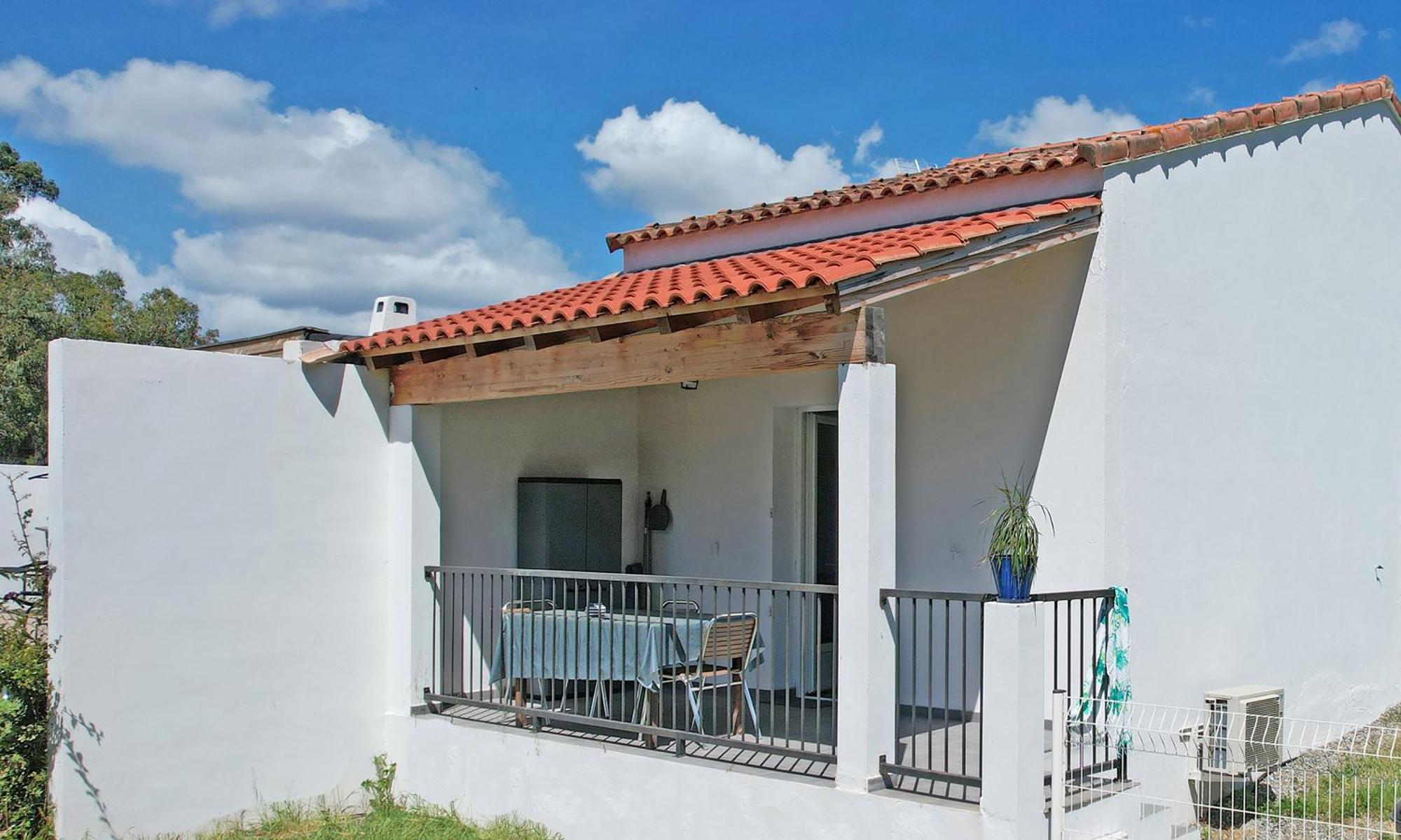 Locations "Chezchristine Aleria" A Aleria Villa Ruang foto